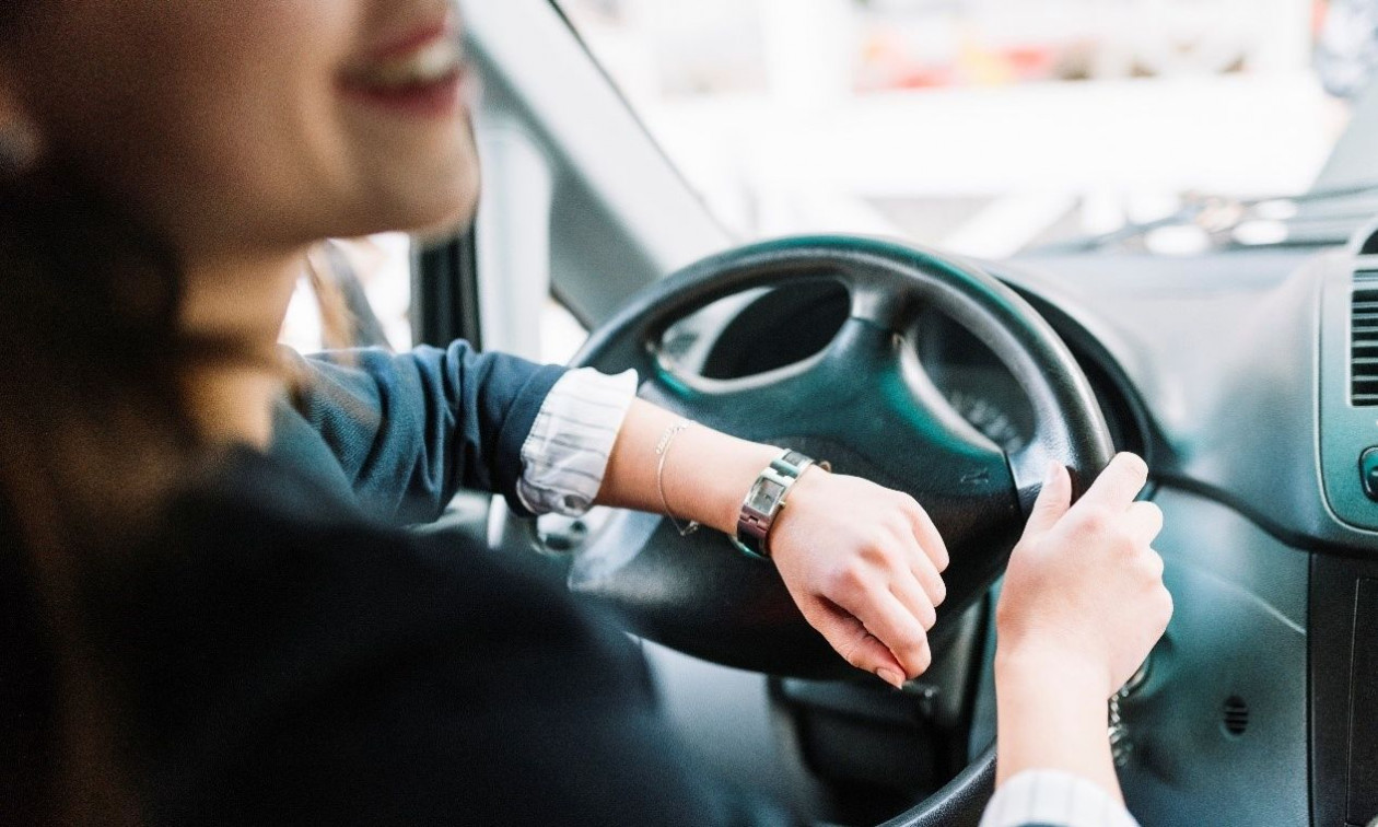 Το κρίσιμο λάθος που κάνουν οι οδηγοί πριν φτάσουν σπίτι -και πληρώνεται ακριβά