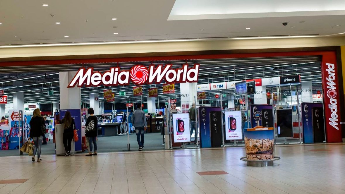 Πανικός σε εμπορικό κέντρο στην Ιταλία: Έβαλαν στα μεγάφωνα ήχους πυροβολισμών και αραβικές κραυγές