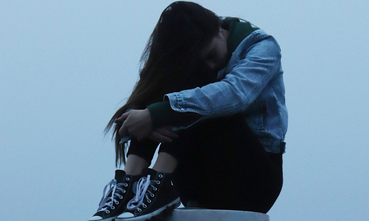 Κρήτη: «Μαύρη» πρωτιά στις αυτοκτονίες εφήβων – Τι δείχνουν τα στοιχεία για τις ψυχικές νόσους