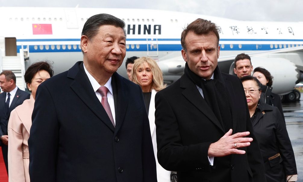 Στην Κίνα ο Εμανουέλ Μακρόν – Οι στρατηγικές συνομιλίες και το δείπνο στην «Απαγορευμένη Πόλη»