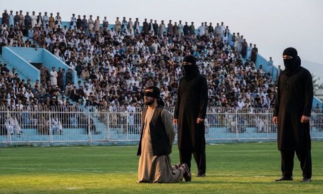 Οι Ταλιμπάν θέλουν νεκρούς και τους γιους του δολοφόνου που εκτελέστηκε από 13χρονο