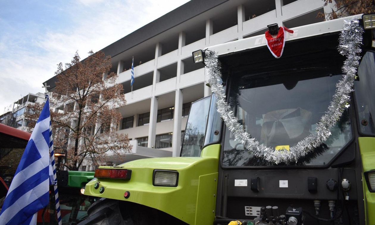 Λάρισα: Αναβλήθηκε η εκδίκαση της υπόθεσης για τους δύο αγρότες που συνελήφθησαν στα μπλόκα