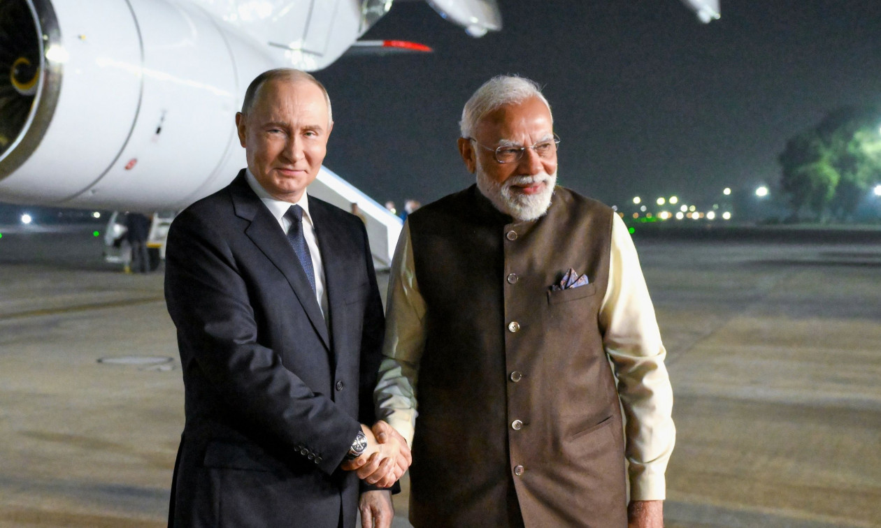 Στην Ινδία έφτασε ο Πούτιν: Στο επίκεντρο άμυνα, πετρέλαιο και οικονομία
