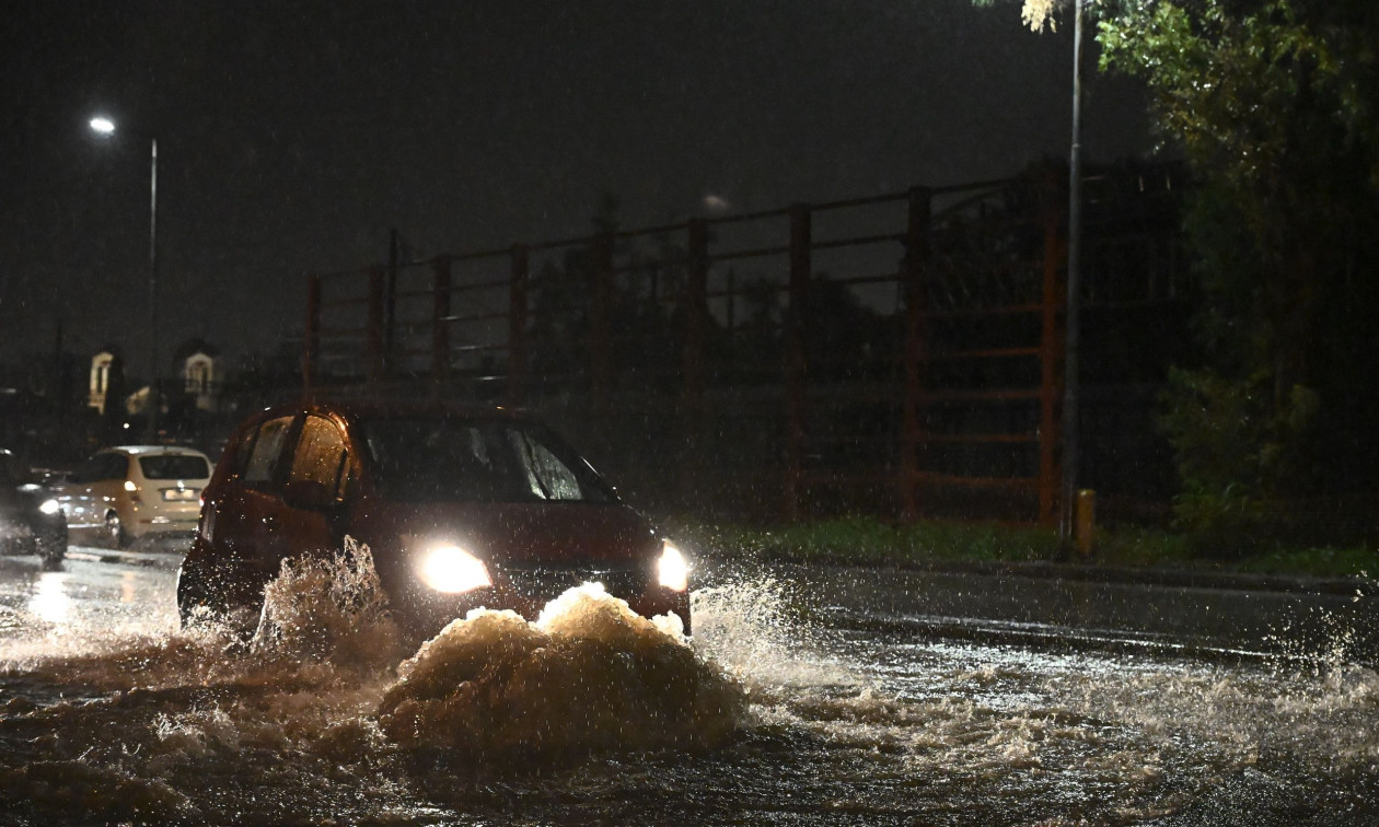 Κακοκαιρία Byron: Τι θα γίνει με τις δημόσιες υπηρεσίες την Παρασκευή
