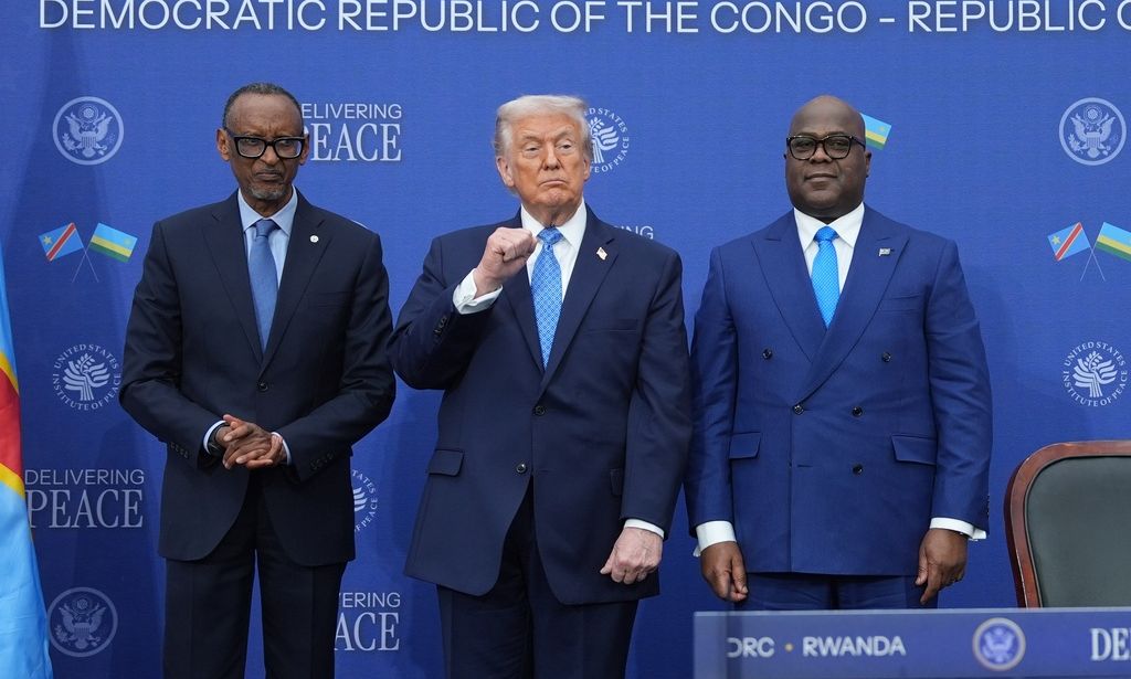 Ειρηνευτική συμφωνία Κονγκό-Ρουάντας υπό τον Τραμπ στην Ουάσινγκτον, ενώ οι μάχες συνεχίζονται