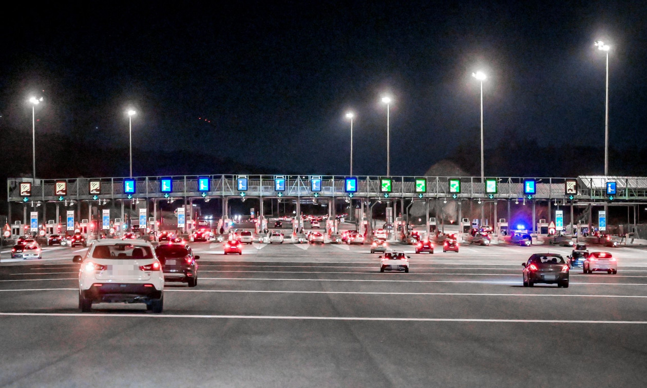 Καταιγίδα Byron: Κλειστά τα διόδια Ελευσίνας προς Κόρινθο – Ουρές χιλιομέτρων