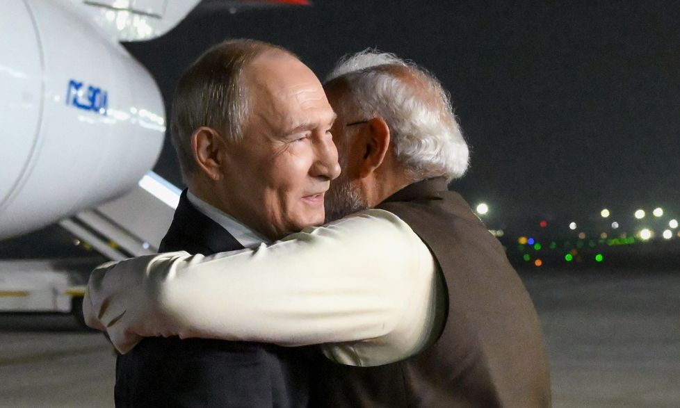 Συνάντηση Κορυφής Πούτιν-Μόντι στο Δελχί: Το «Θείο Τραγούδι» των Ινδουΐστών και ο Γκάντι