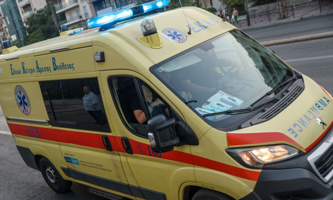 Τραγωδία στην Ευελπίδων: Πέθανε 84χρονος που δικαζόταν για ενδοοικογενειακή βία