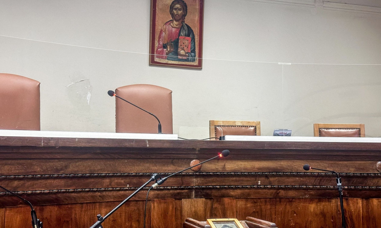 Εξαγοράσιμη ποινή 18 μηνών στον οδηγό νταλίκας που πήγαινε ανάποδα στην Αθηνών-Θεσσαλονίκης