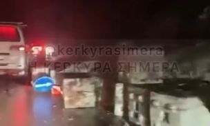 Κακοκαιρία Byron: Νέα κατολίσθηση σε κεντρικό δρόμο της Κέρκυρας – Βίντεο