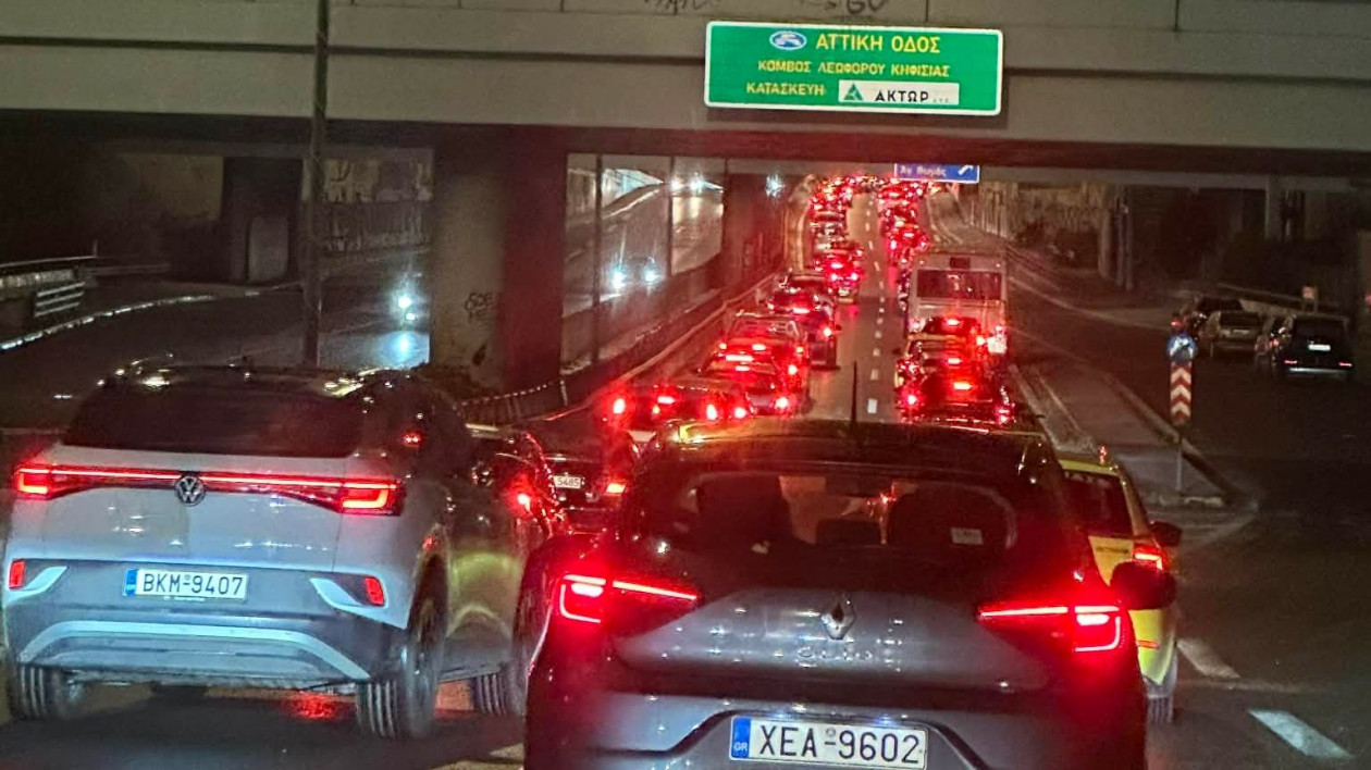 Κίνηση τώρα: «Έμφραγμα» στην Κηφισίας – Έργα και καθυστερήσεις