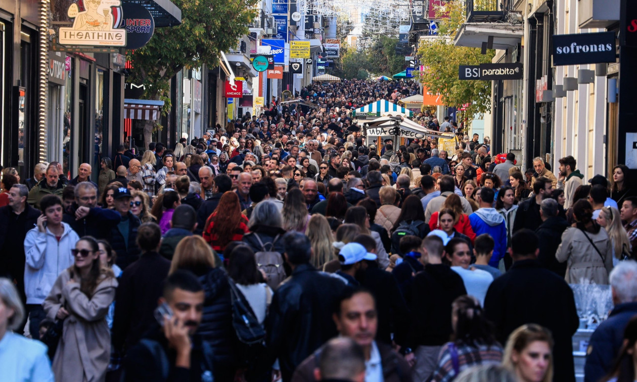 Εορταστικό ωράριο εμπορικών καταστημάτων – Πότε ξεκινά η εφαρμογή του