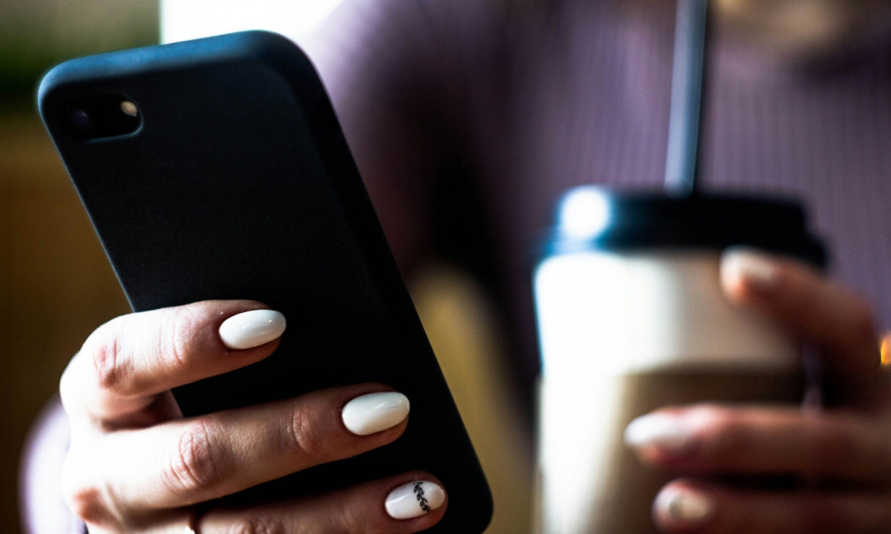 Iris: Υποχρεωτικό για όλες τις επιχειρήσεις