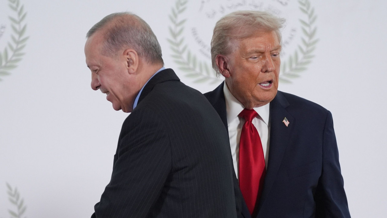 Ερντογάν σε Μαδούρο: «Συνέχισε το διάλογο με τον Τραμπ»