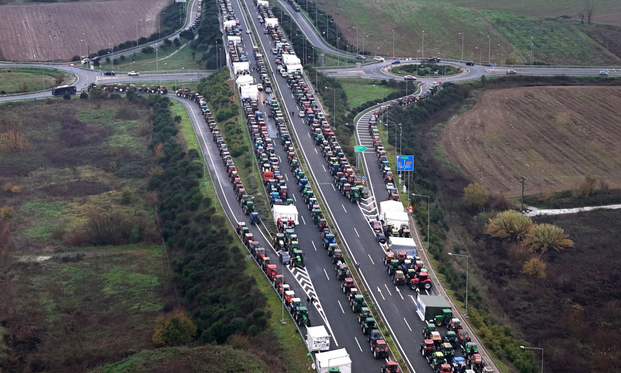 Σαμαράς για μπλόκα αγροτών: «Διαμαρτύρονται κυρίως για το μέλλον των παιδιών τους»
