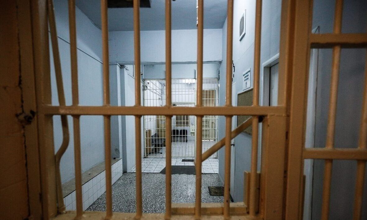 Φυλακές Αγίου Στεφάνου: Κρατούμενος άρπαξε σωφρονιστικό υπάλληλο και τον απείλησε με μαχαίρι