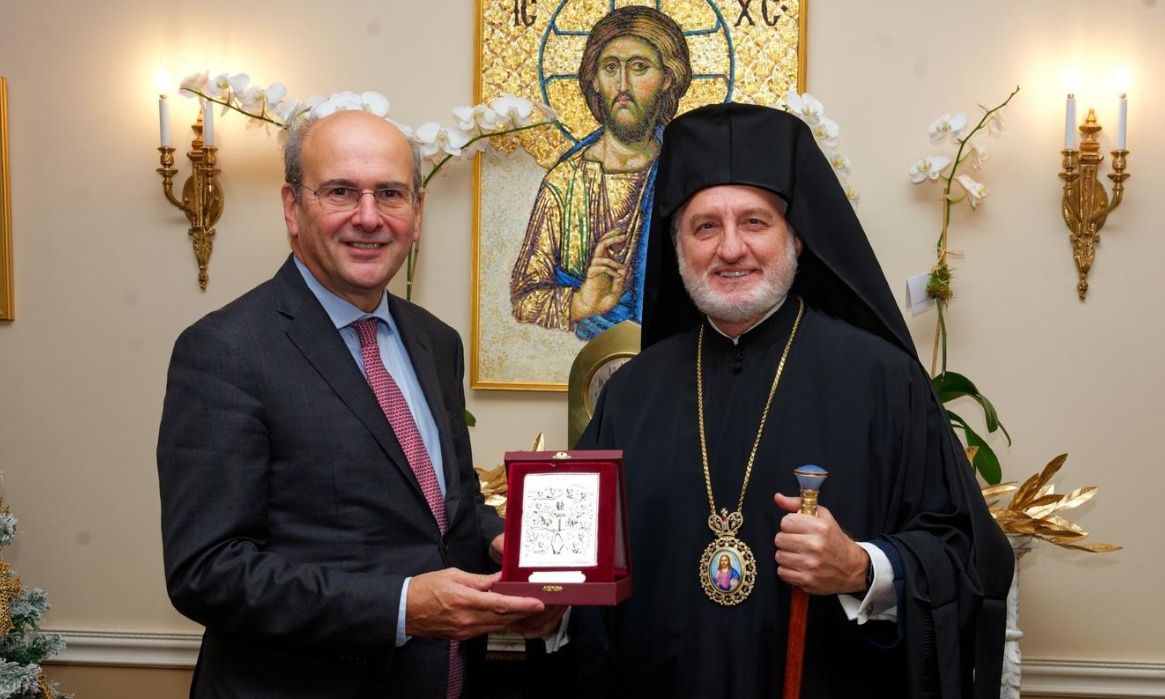 Κωστής Χατζηδάκης: Επισκέφτηκε τον Αρχιεπίσκοπο Αμερικής Ελπιδοφόρο στη Νέα Υόρκη – Τι συζήτησαν
