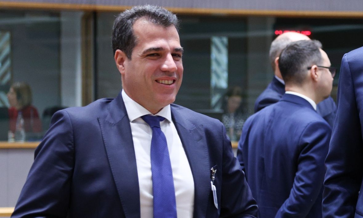 Πλεύρης από Βρυξέλλες: «Η Ελλάδα εφαρμόζει αυστηρή, αλλά απολύτως νόμιμη μεταναστευτική πολιτική»