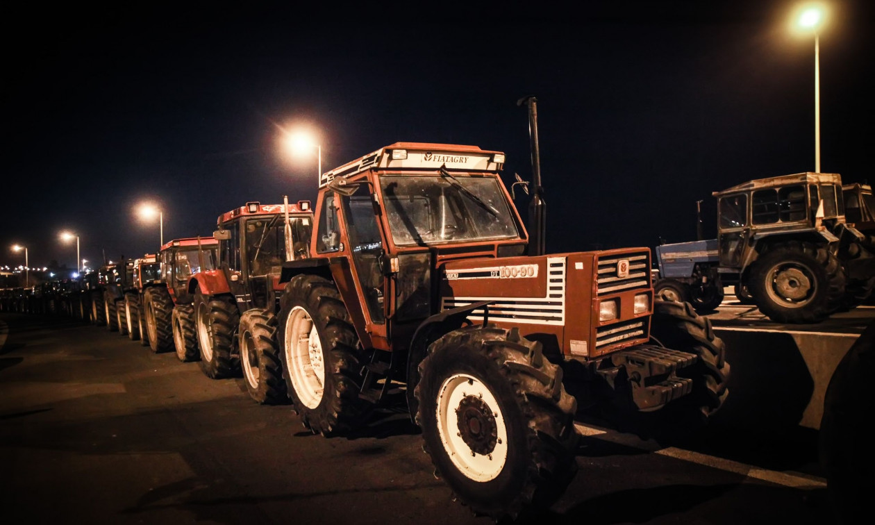 Λάρισα: Σκληραίνουν και άλλο τη στάση τους αγρότες -Κλειστές οι παρακαμπτήριες στη Νίκαια