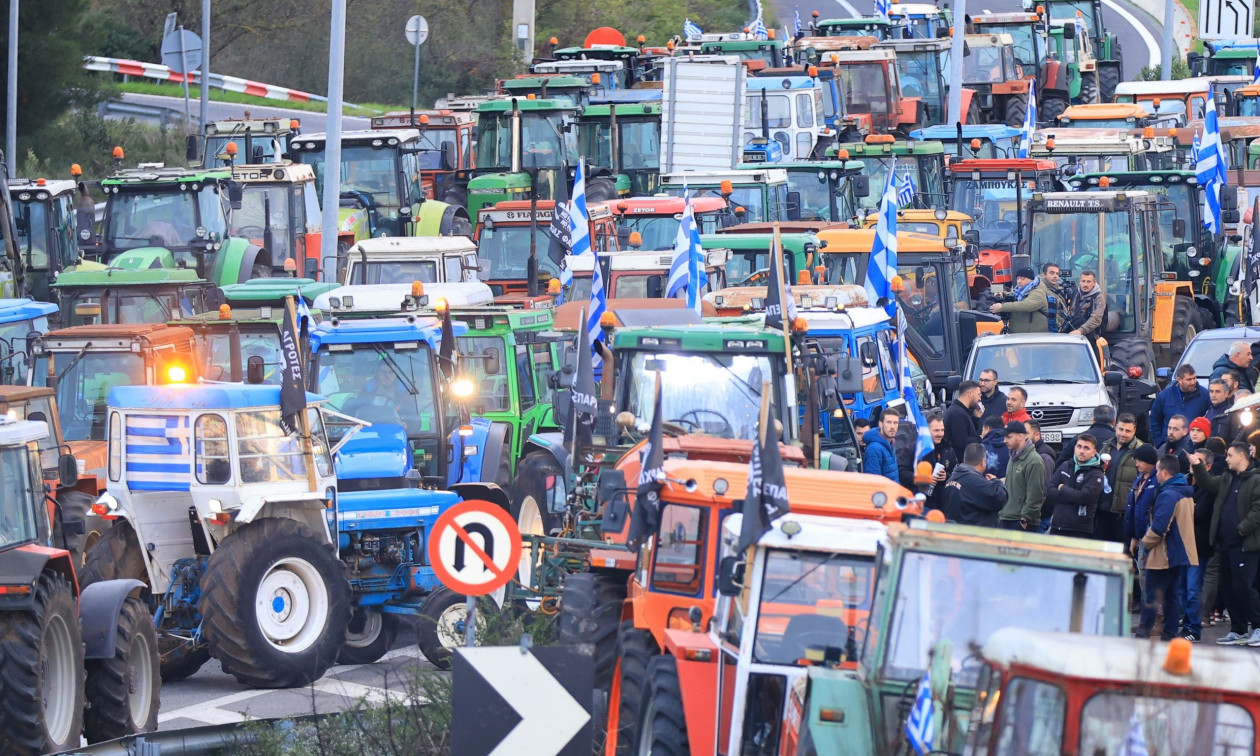 Βέροια: Συμβολικός αποκλεισμός και ενίσχυση του μπλόκου της Κουλούρας από αγρότες