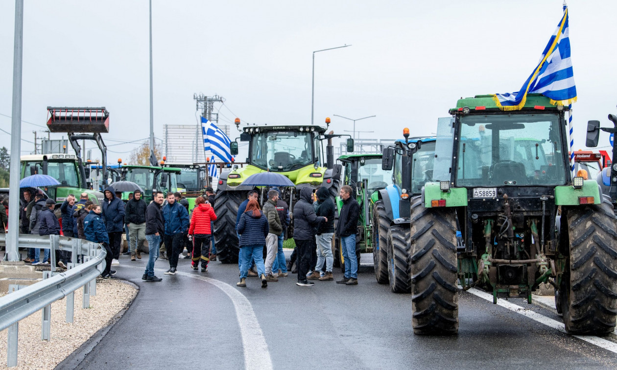 Αγροτικά Μπλόκα: Ανοιχτό παράθυρο από Μητσοτάκη – «Διάλογος αλλιώς δικογραφίες και διώξεις»