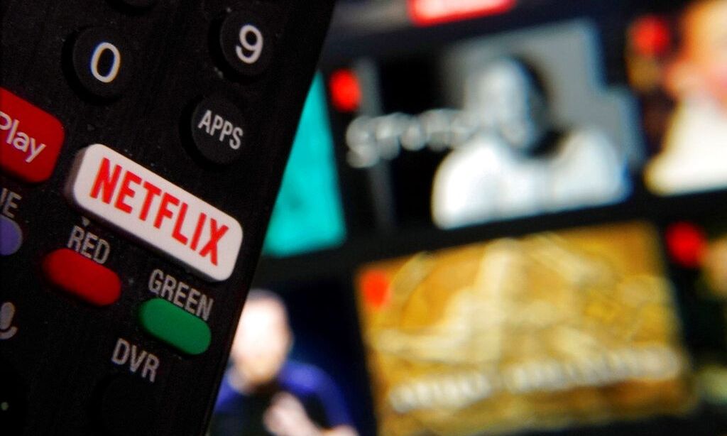 Explainer: Γιατί η παρέμβαση της Paramount αλλάζει τα δεδομένα στη συμφωνία Netflix – Warner Bros