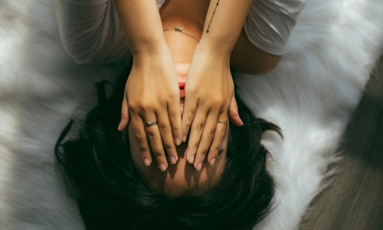 Ιταλία: Τρεις άνδρες βίασαν 23χρονη έξω από τον σταθμό του μετρό, στη Ρώμη