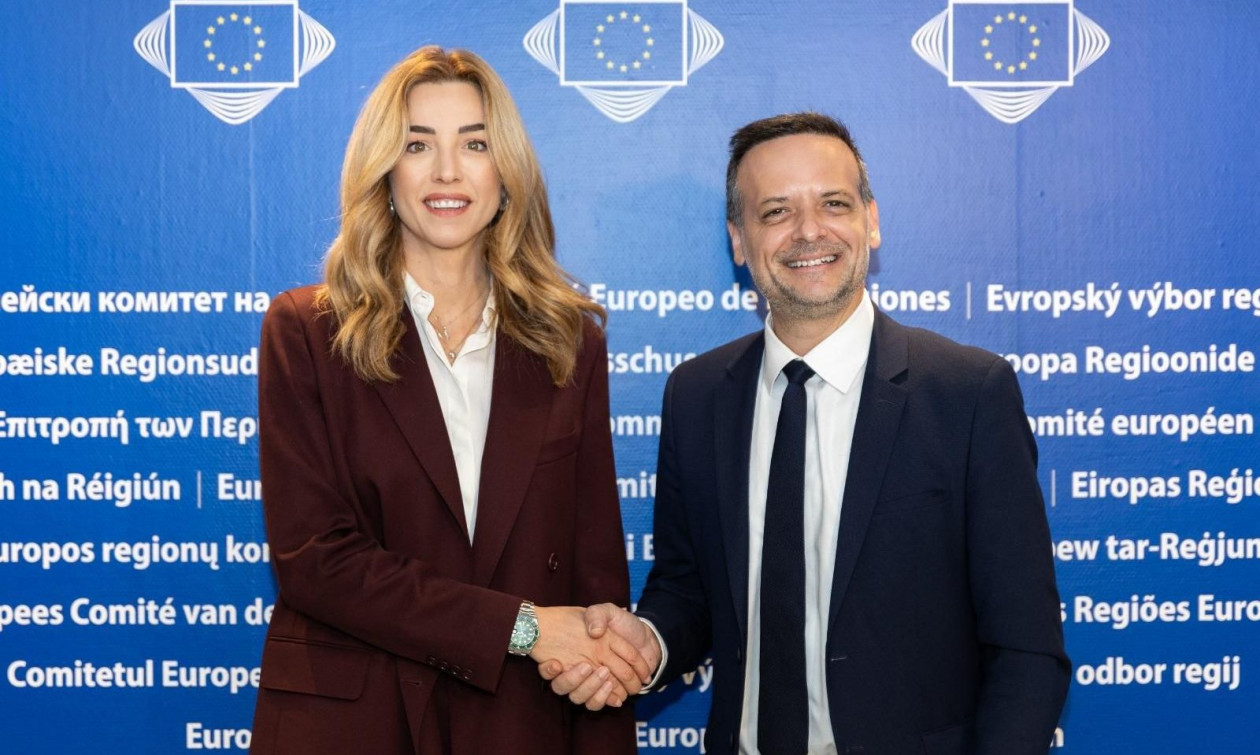 Με το αντίπαλον δέος της Μελόνι συναντήθηκε σήμερα στις Βρυξέλλες ο δήμαρχος της Αθήνας Χάρης Δούκας