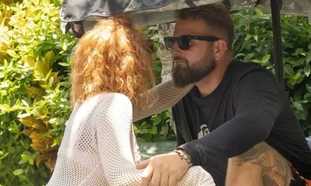 Τελευταία ανάρτηση του Ρώσου κρυπτομεγιστάνα: Αφιερωμένη στη σύζυγο του πριν την άγρια δολοφονία