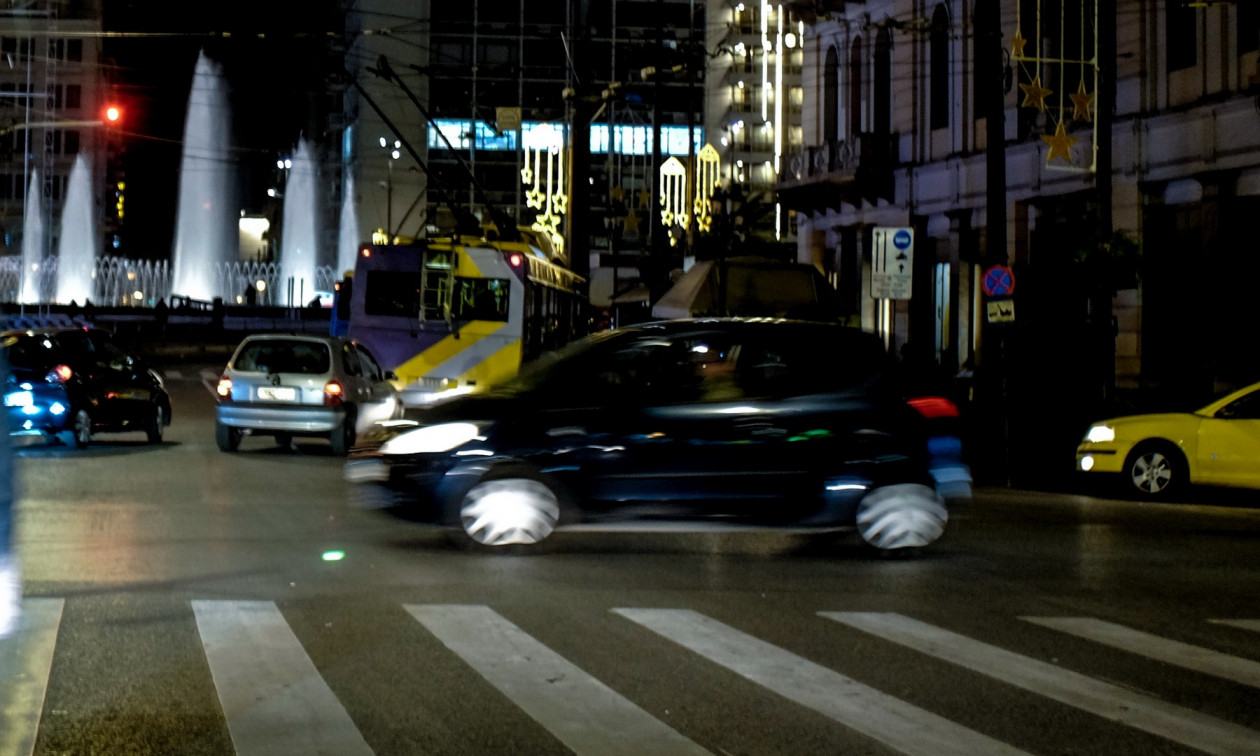 Κίνηση τώρα: Δυσχέρεια στο κέντρο της Αθήνας – Ακινητοποιημένο τρόλεϊ στην Πανεπιστημίου