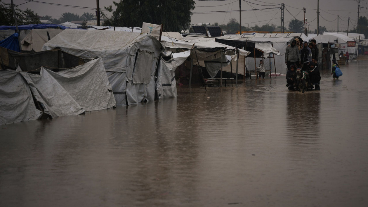 Νεκρός 53χρονος – Δεκάδες διασώσεις καθώς η κακοκαιρία Byron πλήττει Ισραήλ και Γάζα
