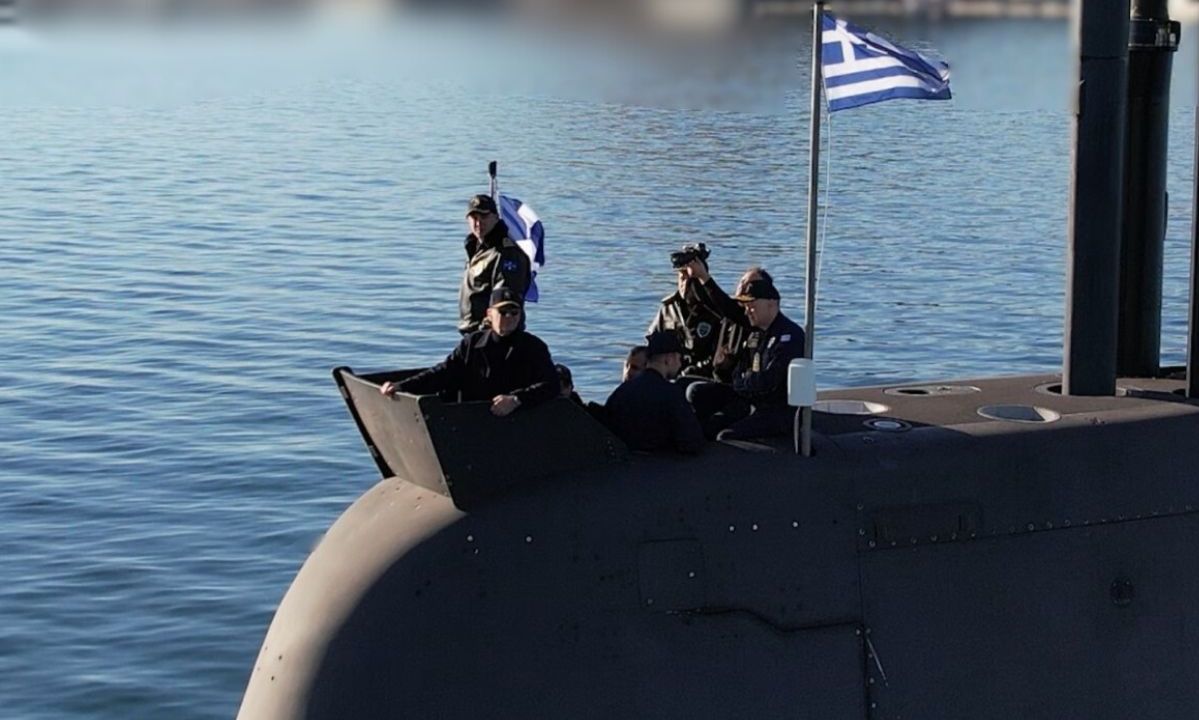 Στο υποβρύχιο «Πιπίνος» ο υπουργός Άμυνας Νίκος Δένδιας
