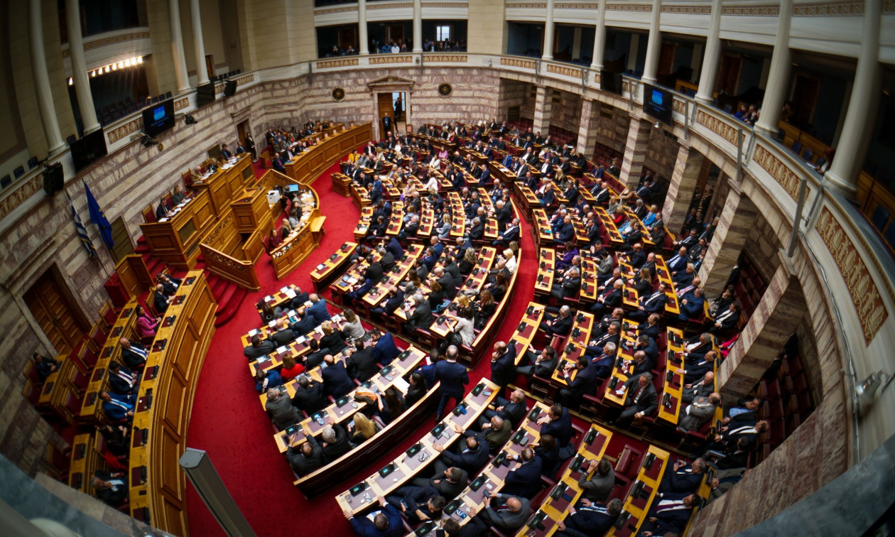 Ξεκινά σήμερα η μάχη του Προϋπολογισμού στη Βουλή
