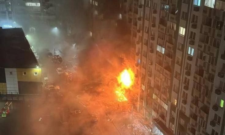 Ρωσία: Ουκρανικό drone έπεσε σε πολυκατοικία στην Τβερ – Επτά τραυματίες – Βίντεο