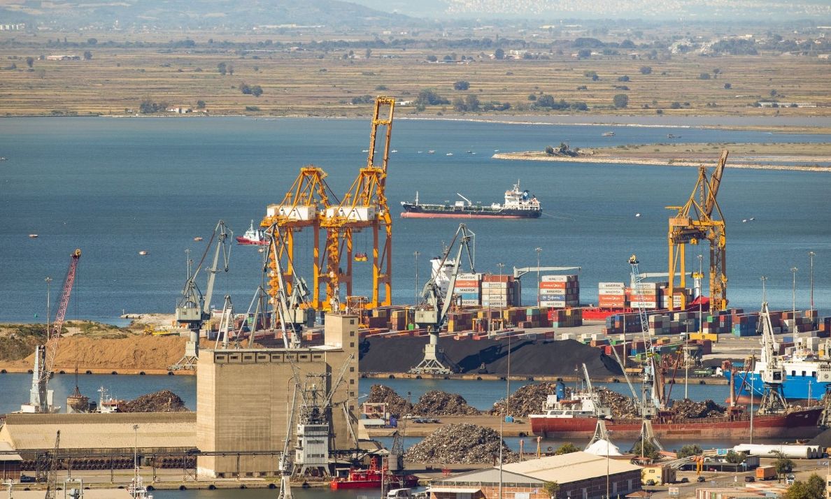 Λμάνι Θεσσαλονίκης: Εντοπίστηκε οξειδωμένη οβίδα κατά τη διάρκεια των εργασιών για τον 6ο προβλήτα