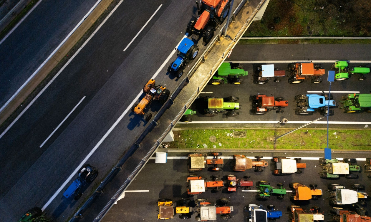 Μαρινάκης για αγρότες: «Έκκληση για διάλογο, αλλά όχι με κλειστούς δρόμους»