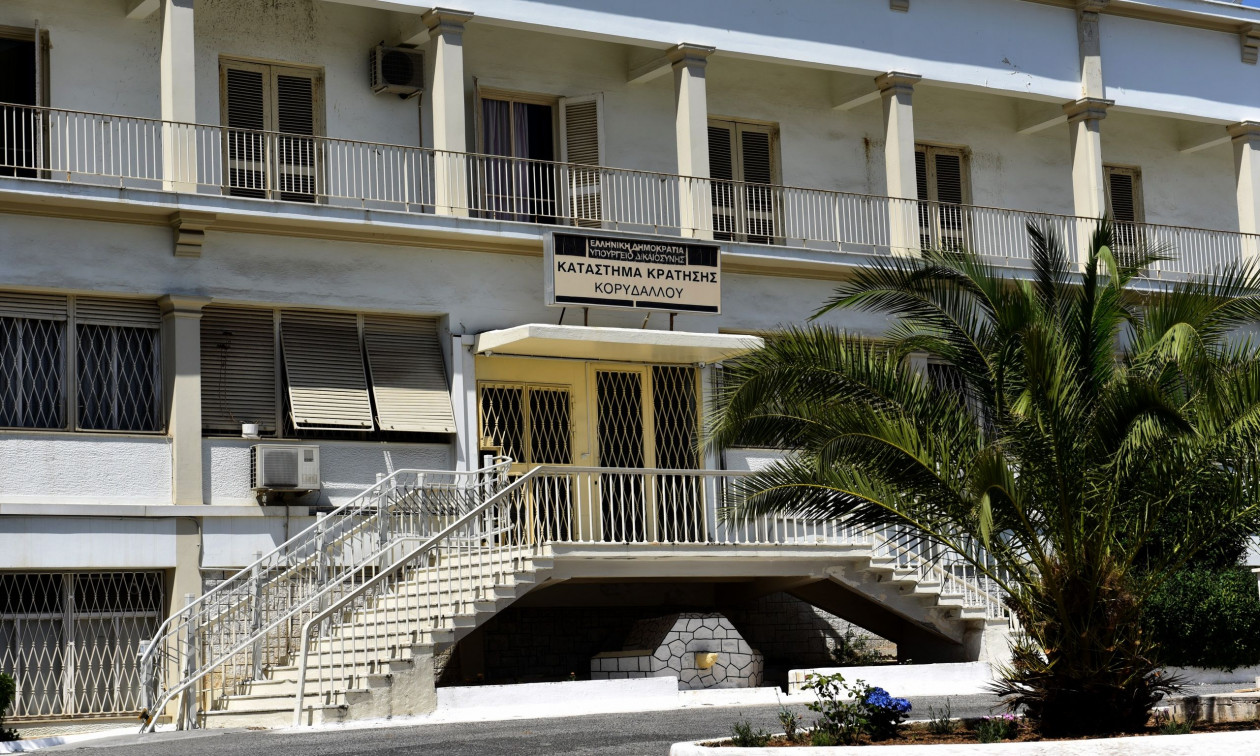 Έφοδος στις φυλακές Κορυδαλλού: Τι βρήκαν οι Αρχές – Σχηματίστηκε δικογραφία σε βάρος 4 κρατουμένων