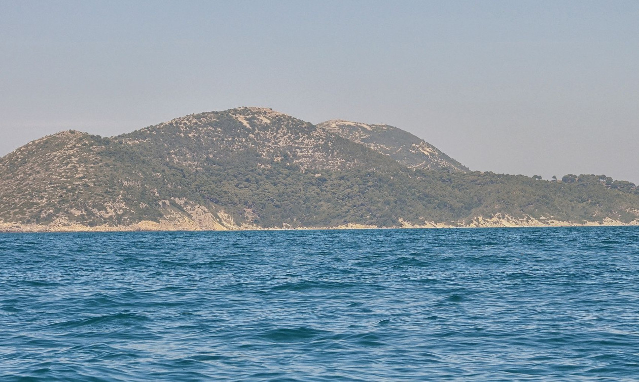 Η Σάσων της Αλβανίας (ελληνική ως το 1914), η ιστορία της και… ο γαμπρός του Τραμπ