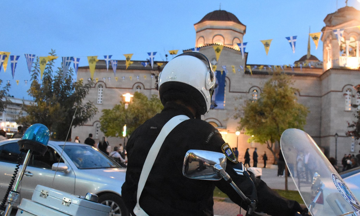 Στις εκκλησίες κλιμάκια της ΕΛ.ΑΣ – Ενημερώνουν τους ηλικιωμένους για τις απάτες