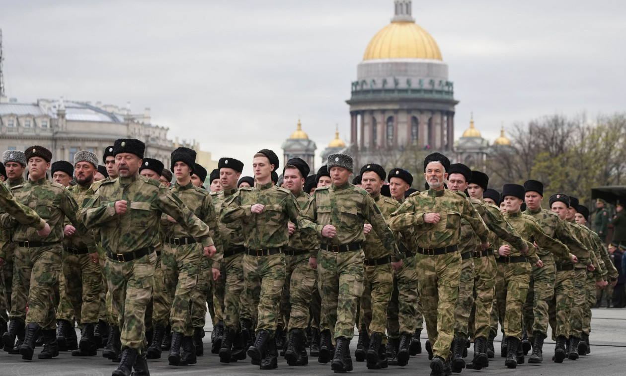 Ο Πούτιν στέλνει Κοζάκους στην πρώτη γραμμή της Ουκρανίας – Αναβιώνει τους τσάρους πολεμιστές