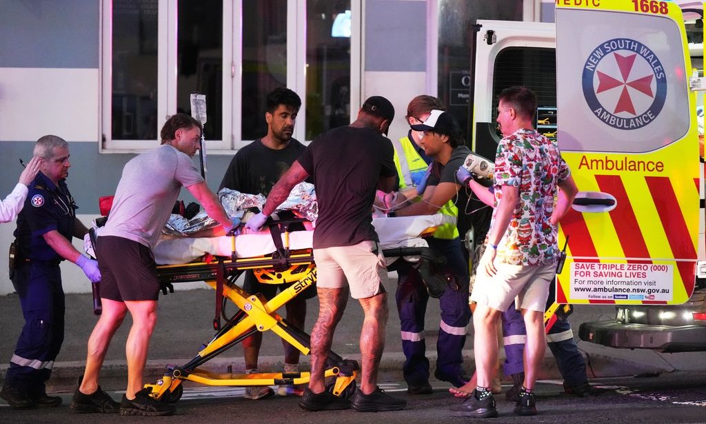 Μακελειό στην Αυστραλία: Με την πλάτη στον τοίχο οι αρχές – Τα οκτώ λάθη που οδήγησαν στη σφαγή