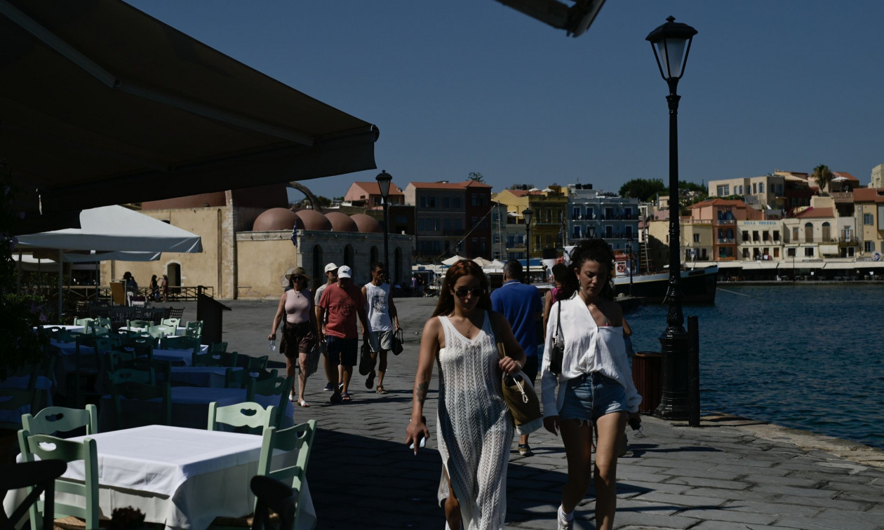 Πού ταξίδεψαν περισσότερο οι Έλληνες το 2025; Οι 5 κορυφαίοι προορισμοί