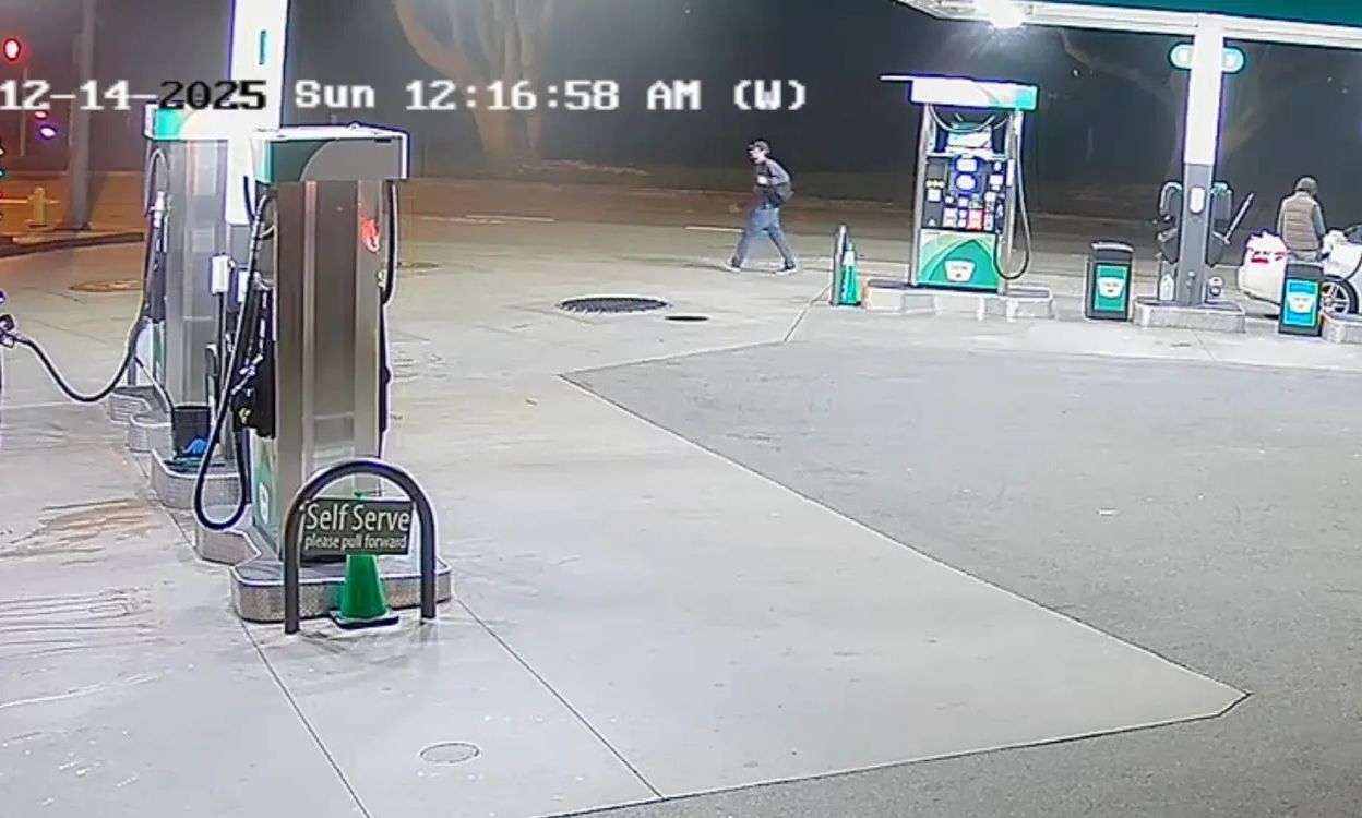 Νέο βίντεο: Ο Νικ Ράινερ κοντά στο σπίτι των γονιών του, λίγες ώρες πριν τους δολοφονήσει