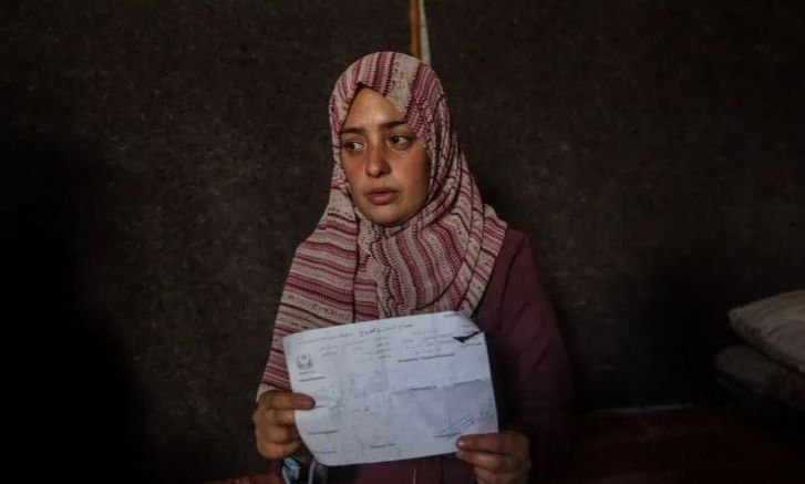 Γάζα: Συγκλονίζει η ιστορία του νεογέννητου Μοχάμεντ που πάγωσε από το κρύο μέσα στη σκηνή του