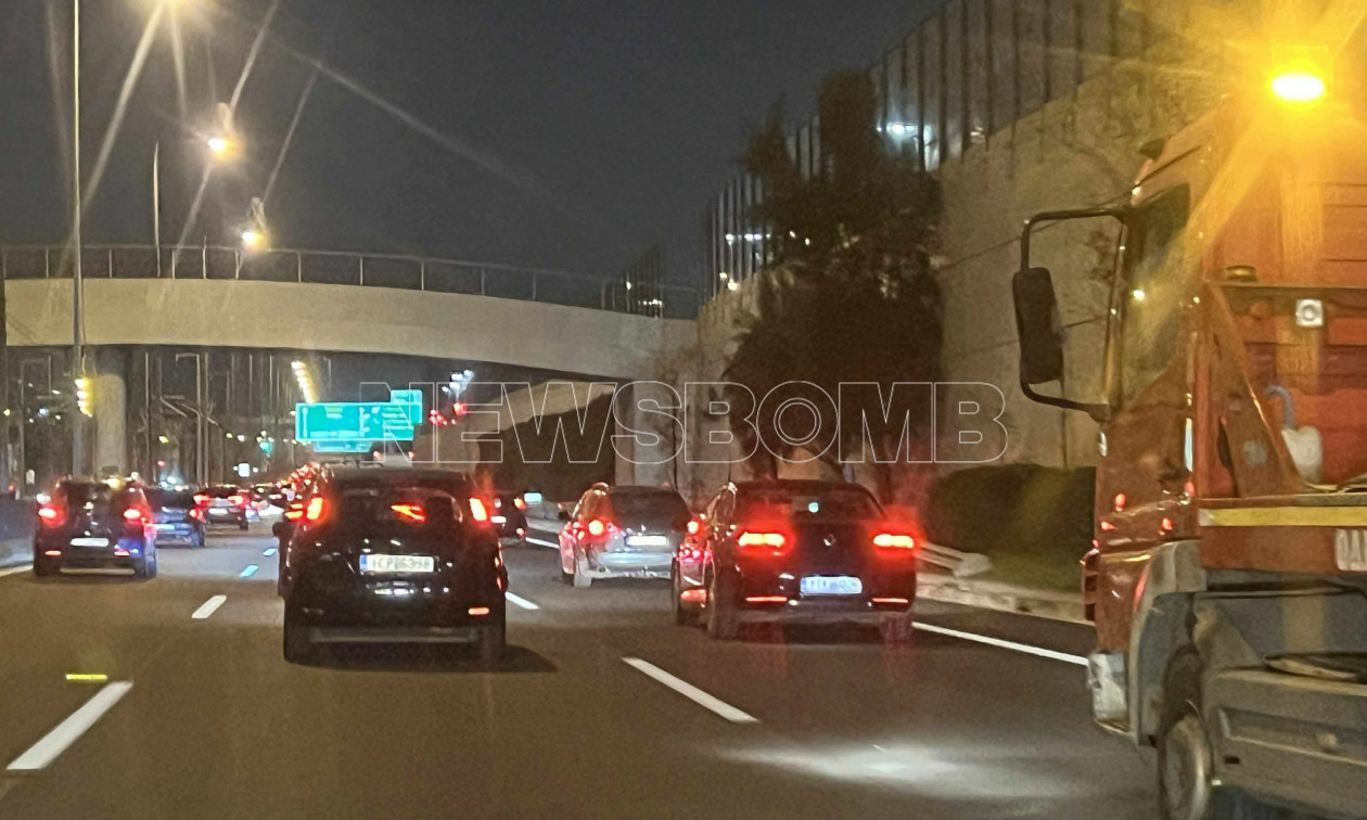 Κίνηση στους δρόμους: Στο «κόκκινο» Κηφισός, Κηφισίας, Μεσογείων, Αττική οδός και κέντρο Αθήνας