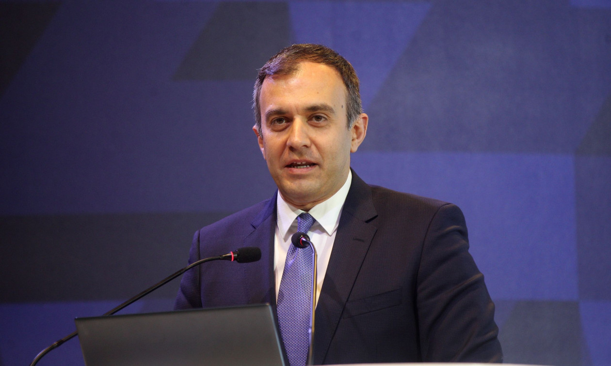 Χατζηβασιλείου: «Μακεδονία» σκέτο από Ζάεφ, αφωνία Τσίπρα