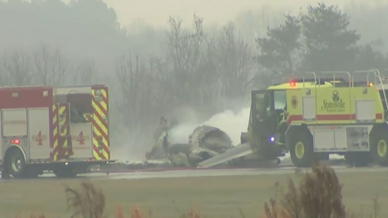 ΗΠΑ: Συντριβή αεροσκάφους σε αεροδρόμιο – Άγνωστος ο αριθμός των νεκρών