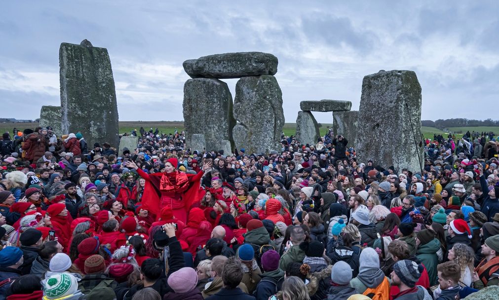 Χειμερινό Ηλιοστάσιο 2025: Πότε είναι η μεγαλύτερη νύχτα του χρόνου – Από τους Ίνκας στο Στόουνχεντζ