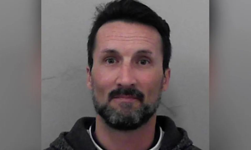 Βρετανία: Απατεώνας παρίστανε τον πράκτορα της MI6 και υποσχέθηκε να την… παντρευτεί