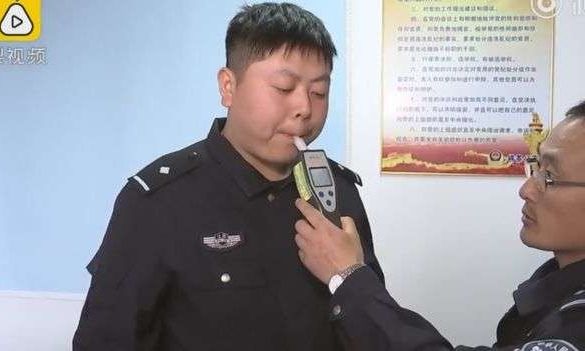 Αλκοτέστ χωρίς αλκοόλ: Οδηγός ξεπέρασε το όριο λόγω συγκεκριμένου φρούτου στην Κίνα